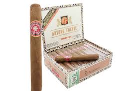 Arturo Fuente Cazadores Natural Toro (6x50) Box of 30